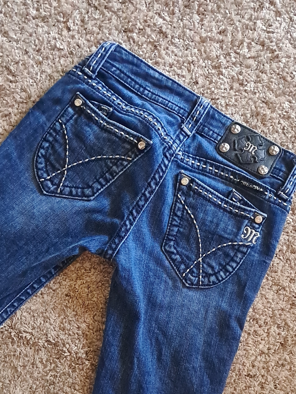 (106) Miss Me Bermuda Shorts Size 26